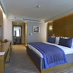Moevenpick & Thermal Hotel 5*