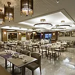 Otel Moevenpick & Thermal 5*