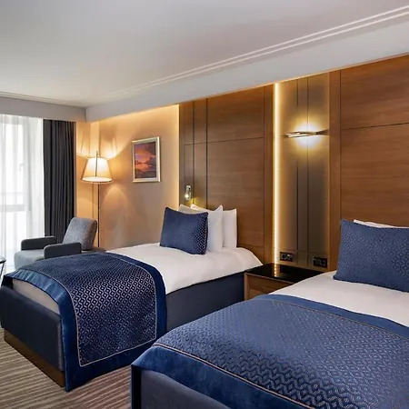 Moevenpick & Thermal Hotel 5*