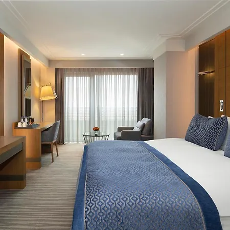 Hotel Moevenpick & Thermal 5*