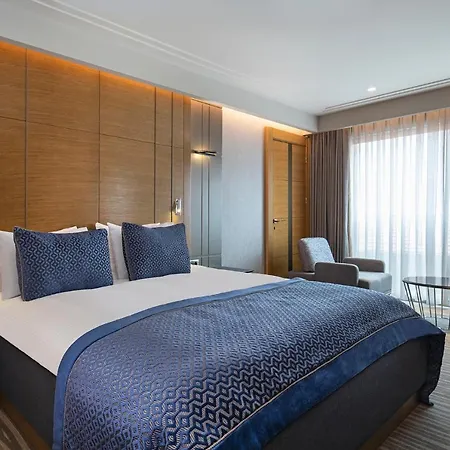 Hotel Moevenpick & Thermal 5*