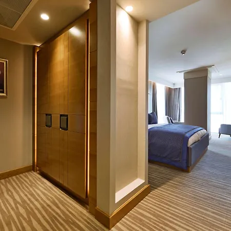Hotel Moevenpick & Thermal