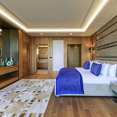 Hotel Moevenpick & Thermal 5*