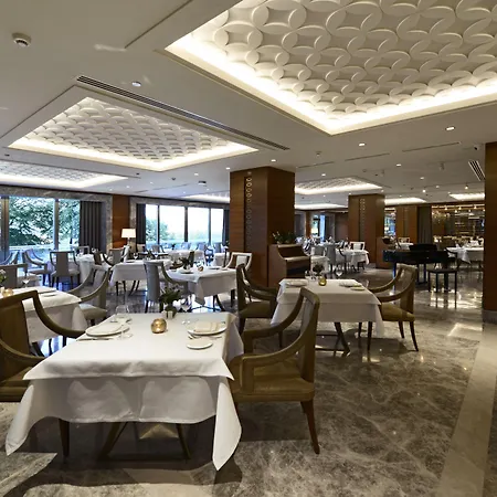 Moevenpick & Thermal Hotel