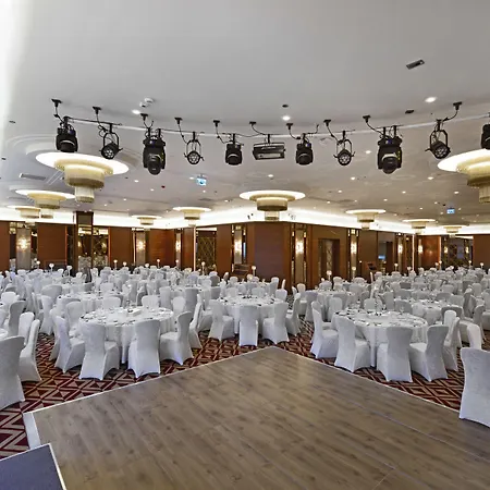 Hotel Moevenpick & Thermal 5*