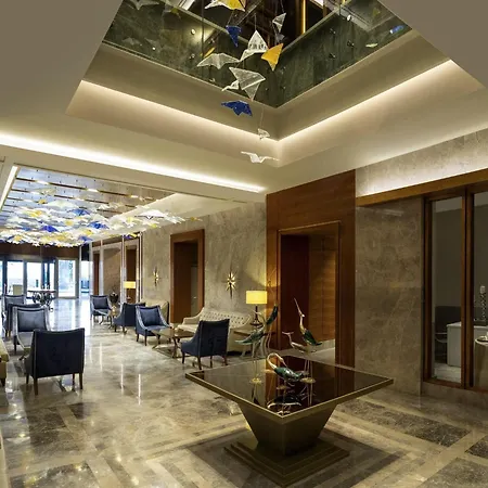 Moevenpick & Thermal Hotel 5*