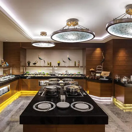 Moevenpick & Thermal Hotel 5*