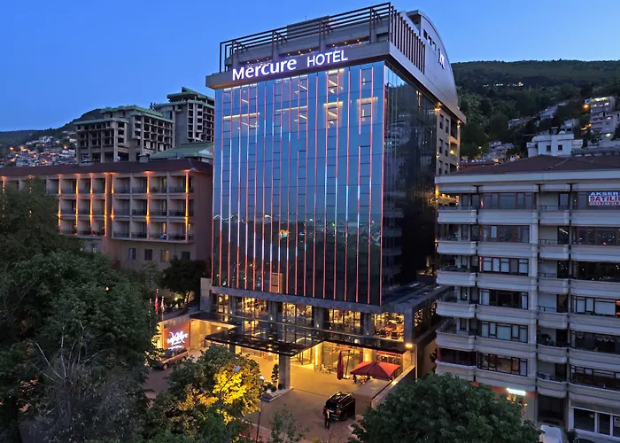 موڤنبيك هوتل آند ثيرمال سبا فندق 5*